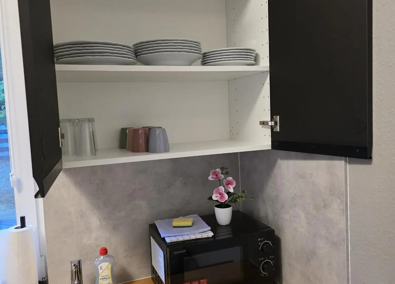 Lägenhet Komfortables Studio In Koeln-Ehrenfeld, Kueche, Vollausstattung, Netflix, 1 Min Zur U-Bahn, 10 Min Zum Neumarkt